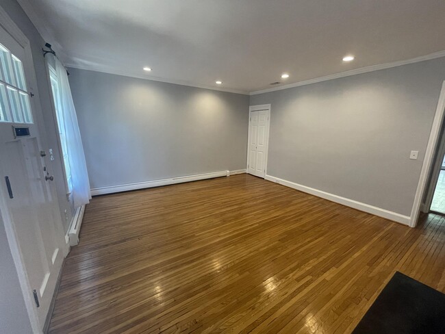 Building Photo - 3521 S Street NW