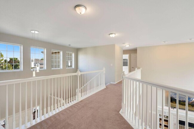 Building Photo - 6315 Clymer Cir