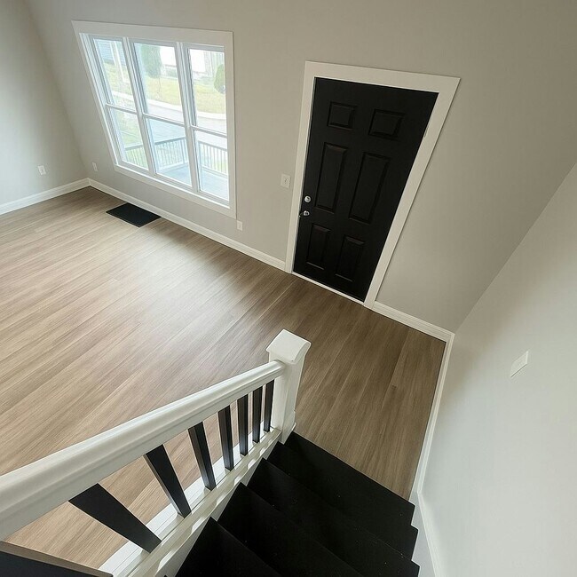 Building Photo - 800 Carpenter St