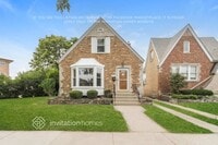 Building Photo - 6016 N Austin Ave