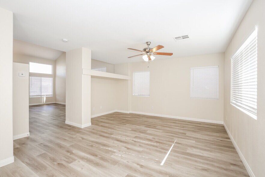 Building Photo - 4137 Catalan Sails Ave