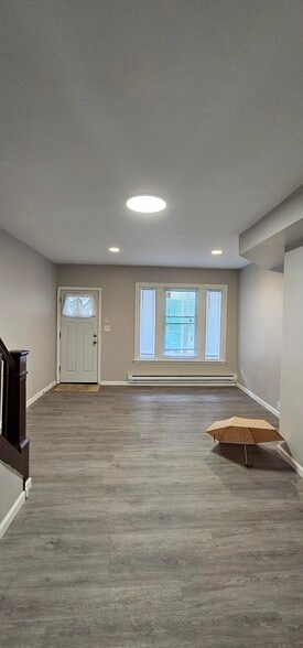 Building Photo - 1541 S Marston St