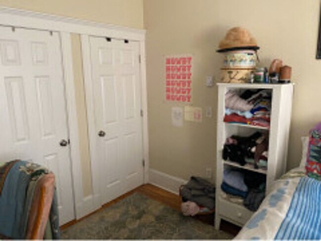 Building Photo - Mission Hill - 2 BR Apartment - 9/1/26 - NO BROKER FEE