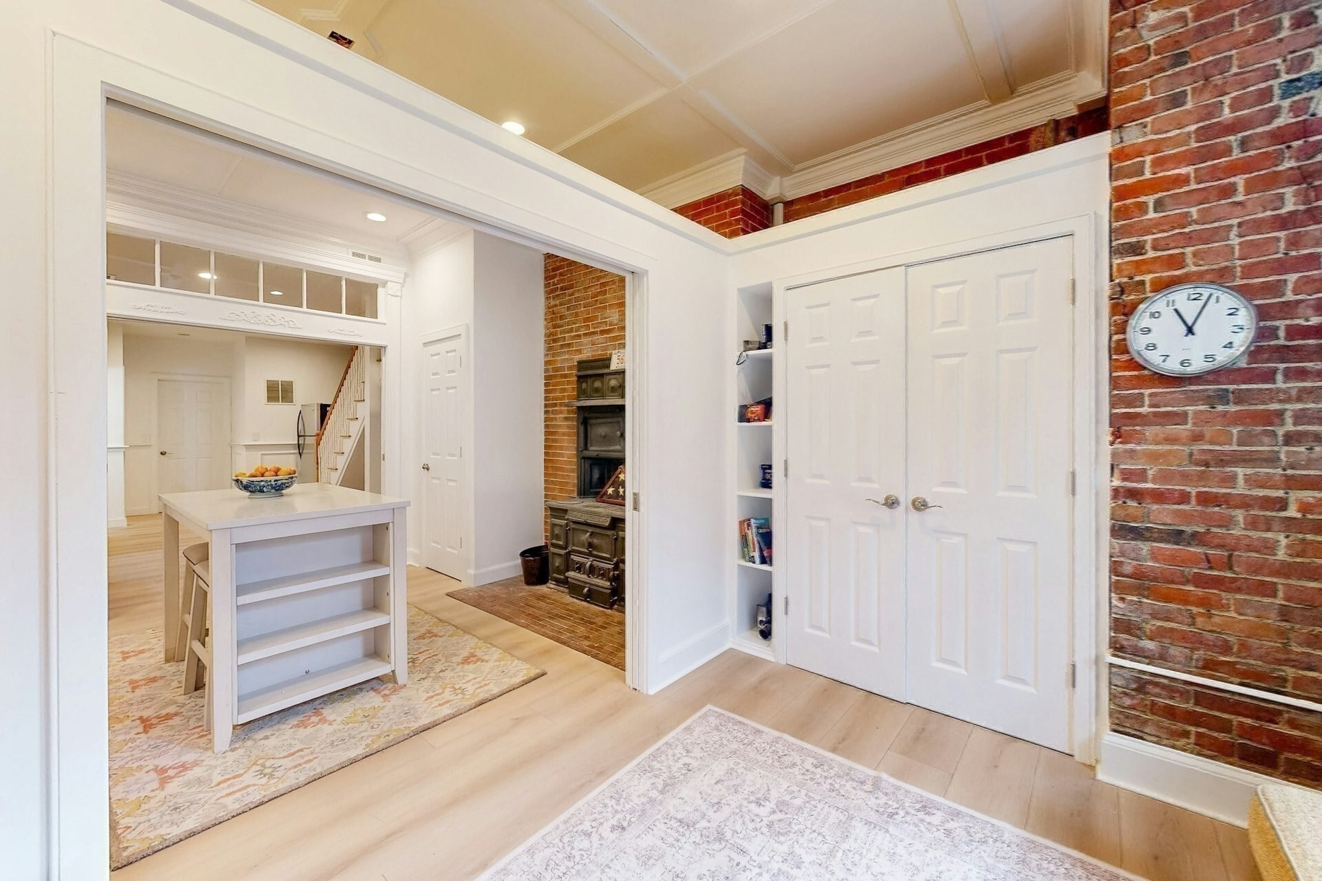 Building Photo - 15 Garrison Rd