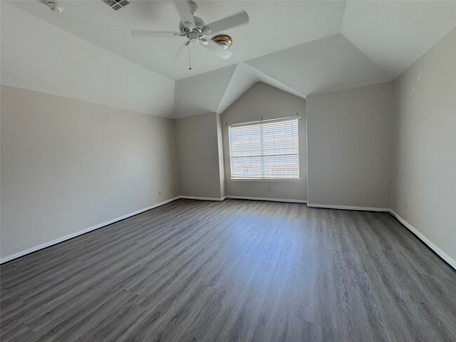 Building Photo - 12424 Sunlit Wood Way