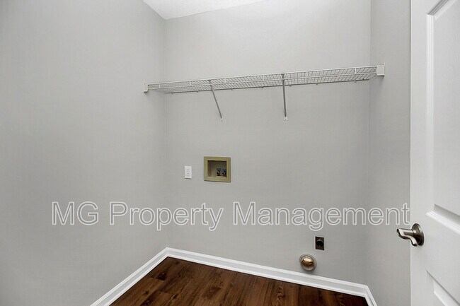 Building Photo - 141 Brookshire Dr