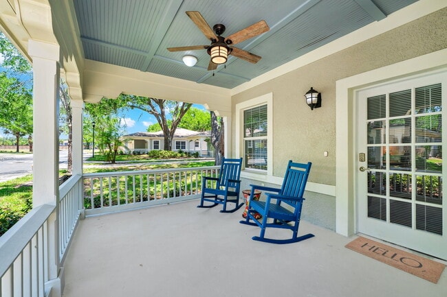 Building Photo - 2011 Villa Sites Dr