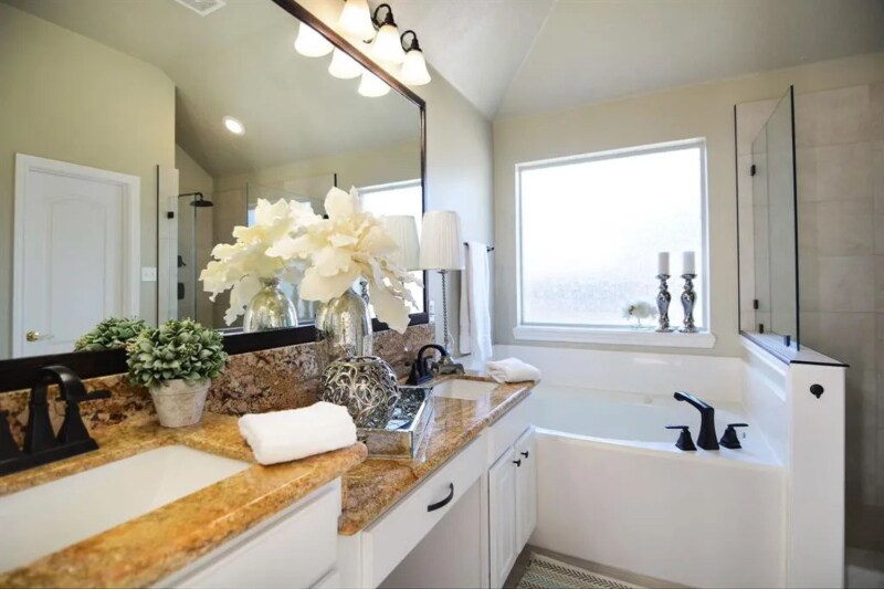 Building Photo - 24802 Jillian Way Ct