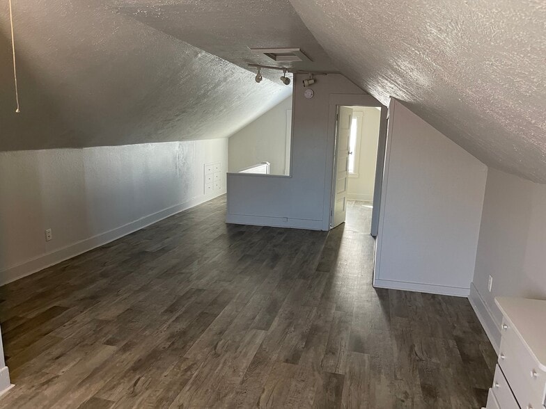 Building Photo - 3535 N 45th Ave