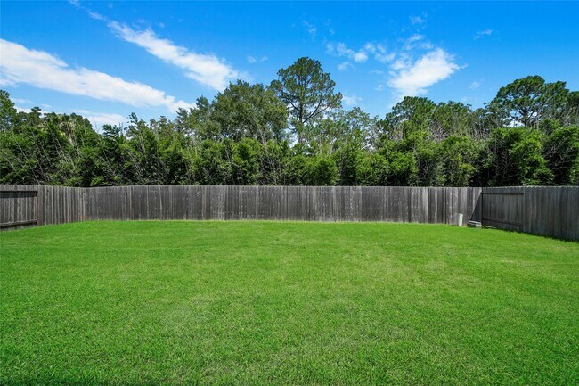 Building Photo - 3227 Fairhaven Ln