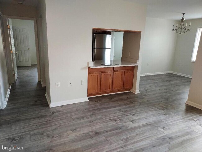 Building Photo - 119 Westwick Ct
