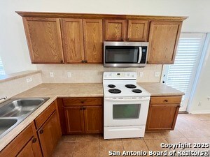 Building Photo - 9707 Redstone Rise