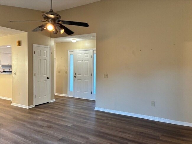 Building Photo - 4310 Oneal Place