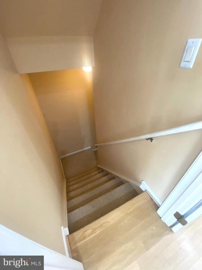 Building Photo - 372 Tuvira Ln