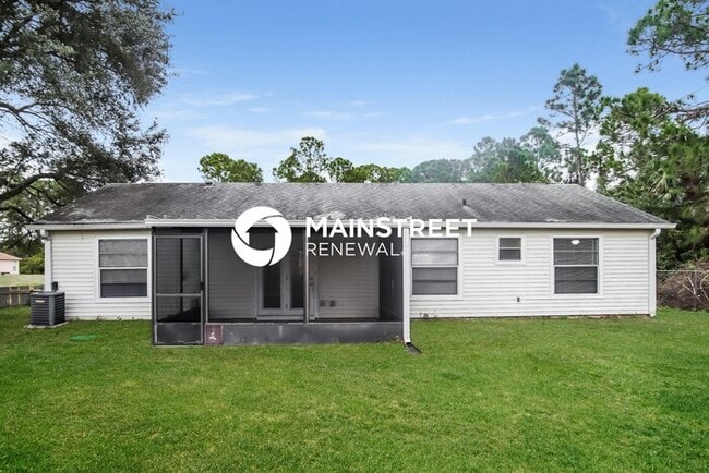 Building Photo - 3 Bedroom Pet-Friendly Home in PALM BAY, F...