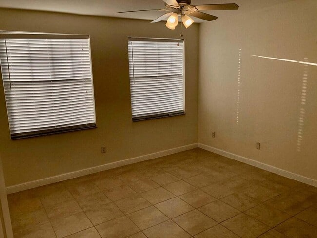 Building Photo - 609 Amador Ln