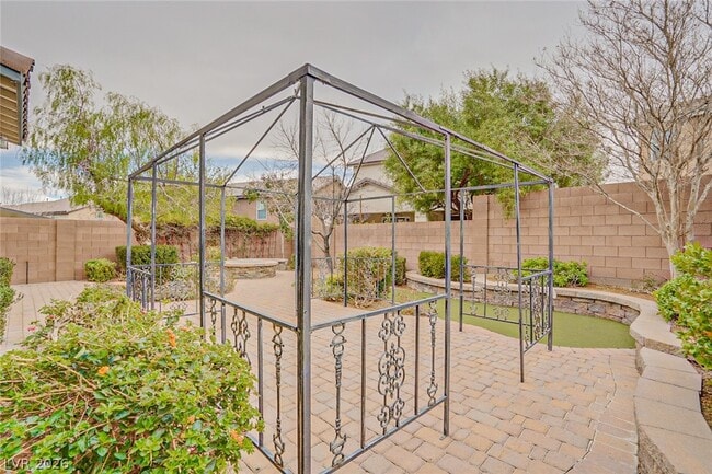 Building Photo - 10737 Drake Ridge Ave