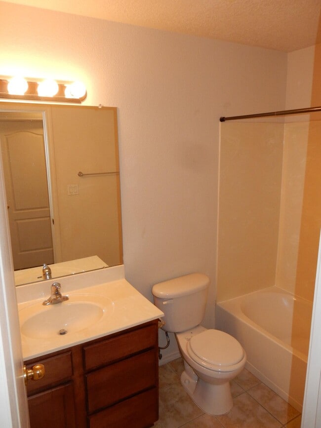 Building Photo - 10516 Bitter Creek Dr NW