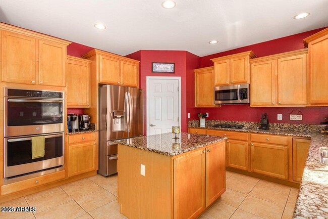 Building Photo - 5118 W Swayback Pass