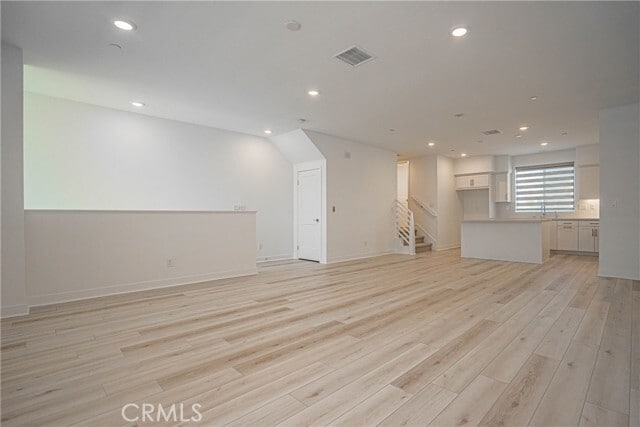 Building Photo - 2317 W Broadway