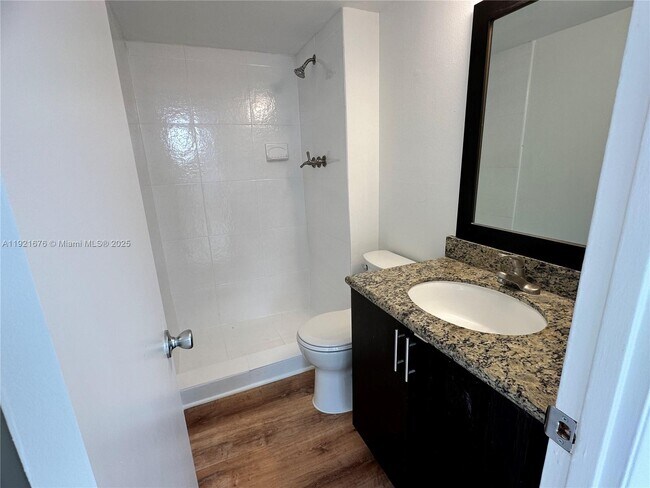 Building Photo - 492 NW 165th St