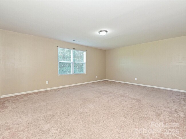 Building Photo - 104 Mulligan Dr