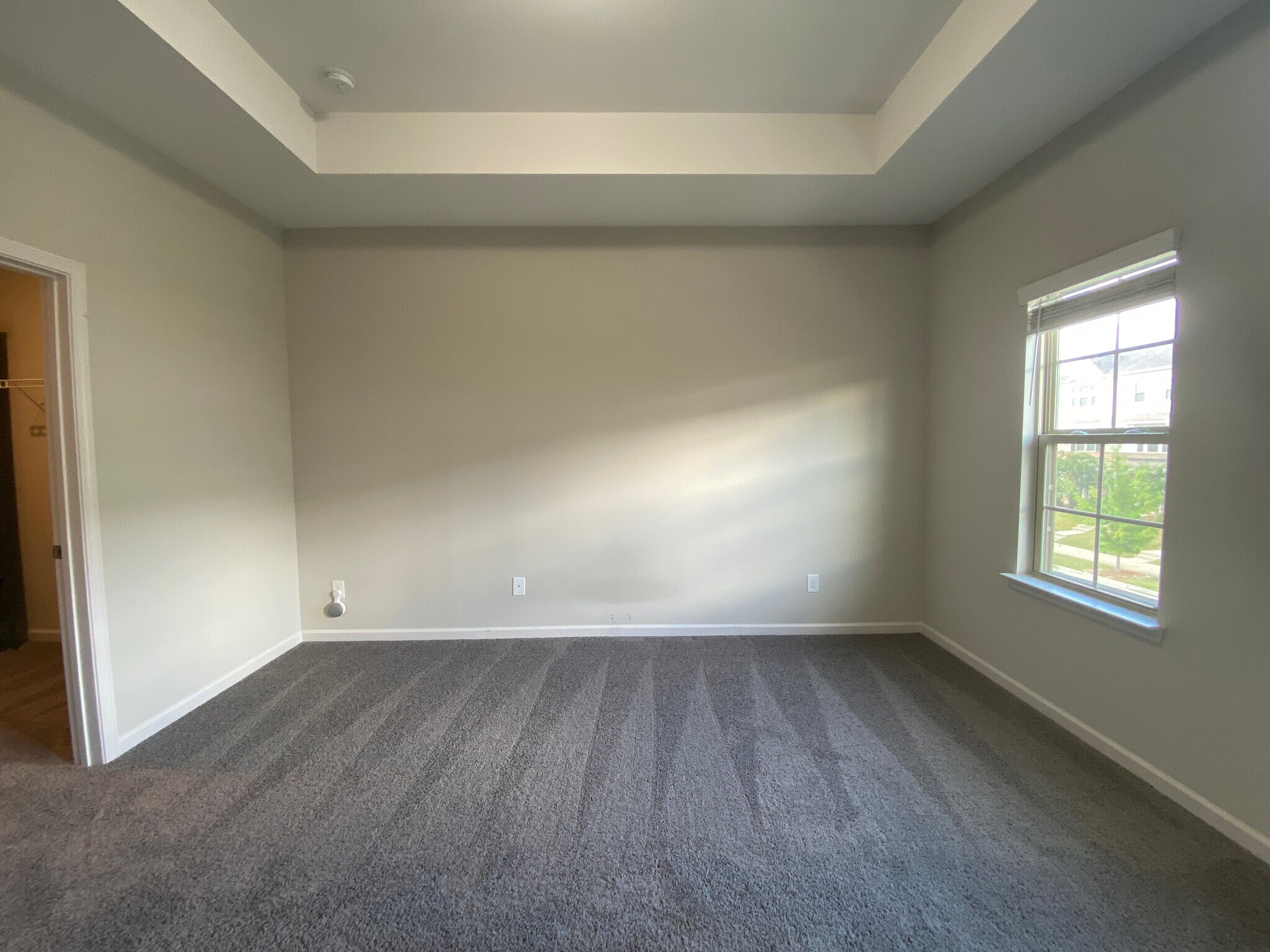 Building Photo - Room in Townhome on Ainslie Downs St