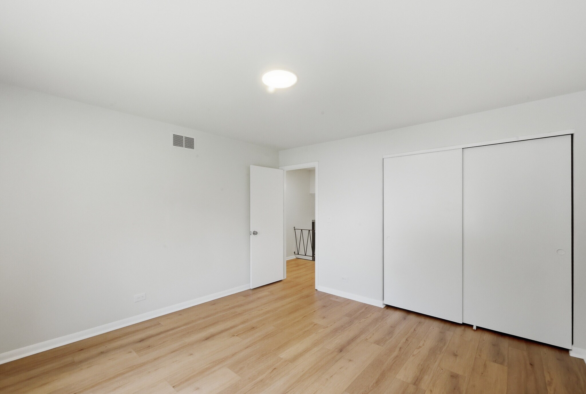 Building Photo - 849 Pear Tree Ln