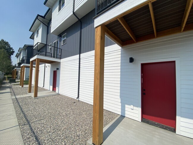 Building Photo - 2977 Fen Way