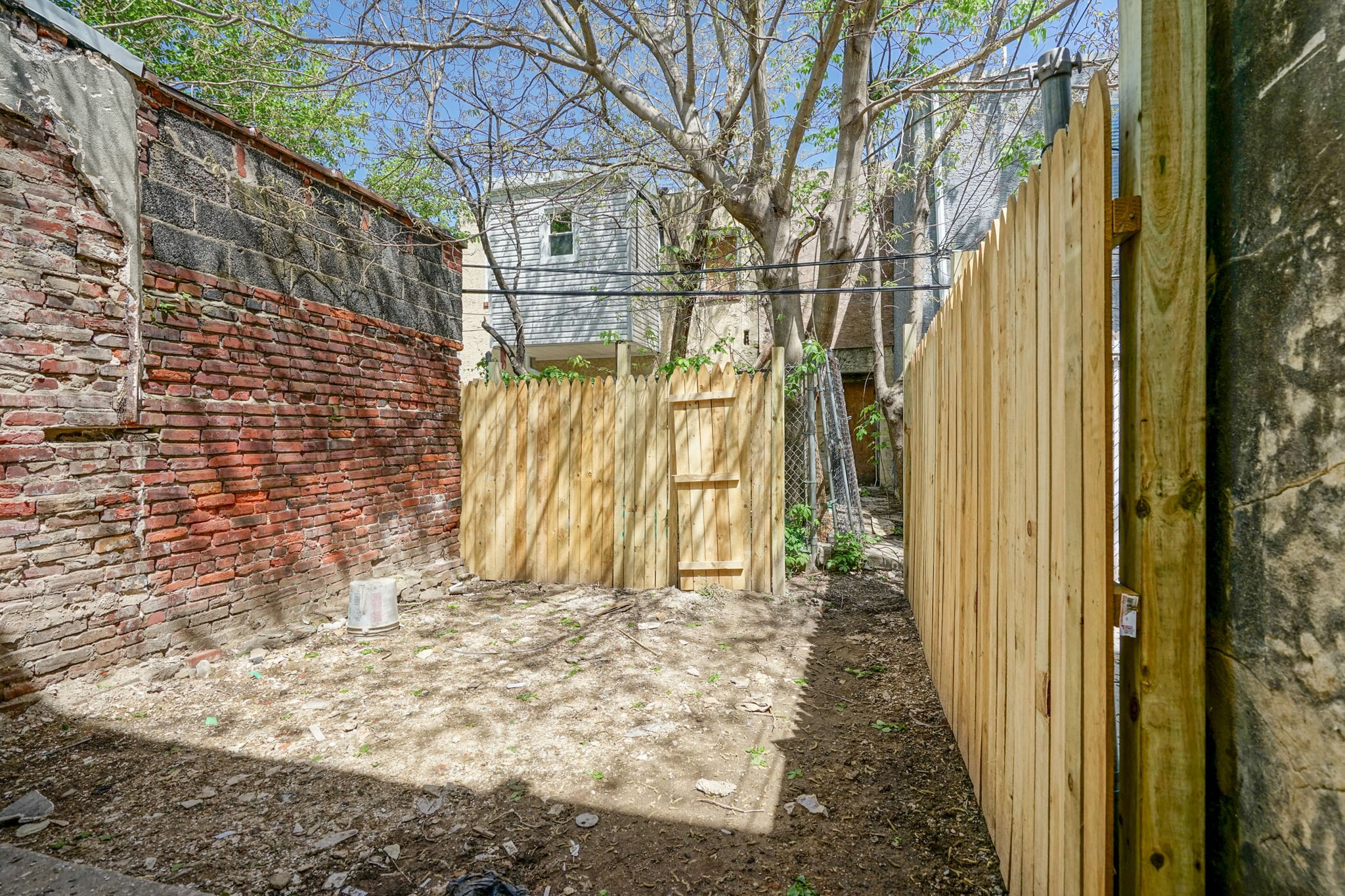 Building Photo - 2141 Titan St
