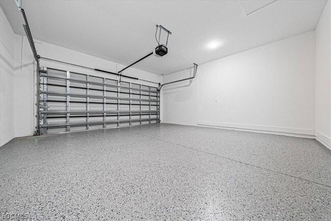 Building Photo - 3813 25th St SW