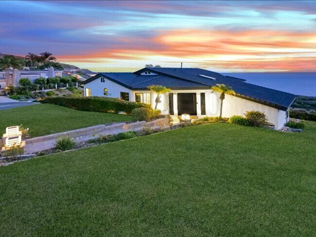 Building Photo - 32551 Seacliff Dr