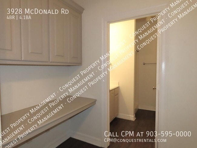 Building Photo - 3928 McDonald Rd