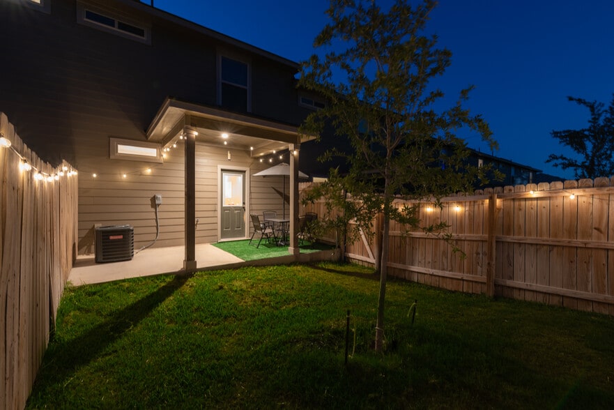 Building Photo - 6422 Marcel Way