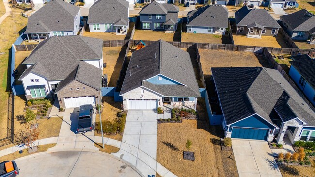 Building Photo - 32422 Clouser Crawdad Ct