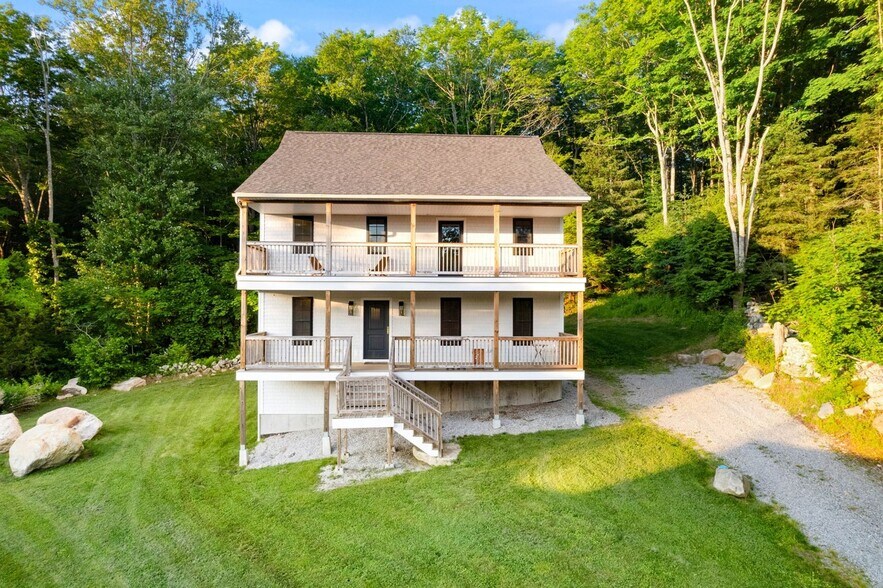 Primary Photo - 188 Wolf Neck Rd
