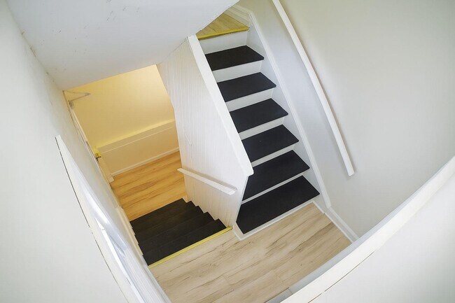 Building Photo - 100 Rosa Parks Blvd