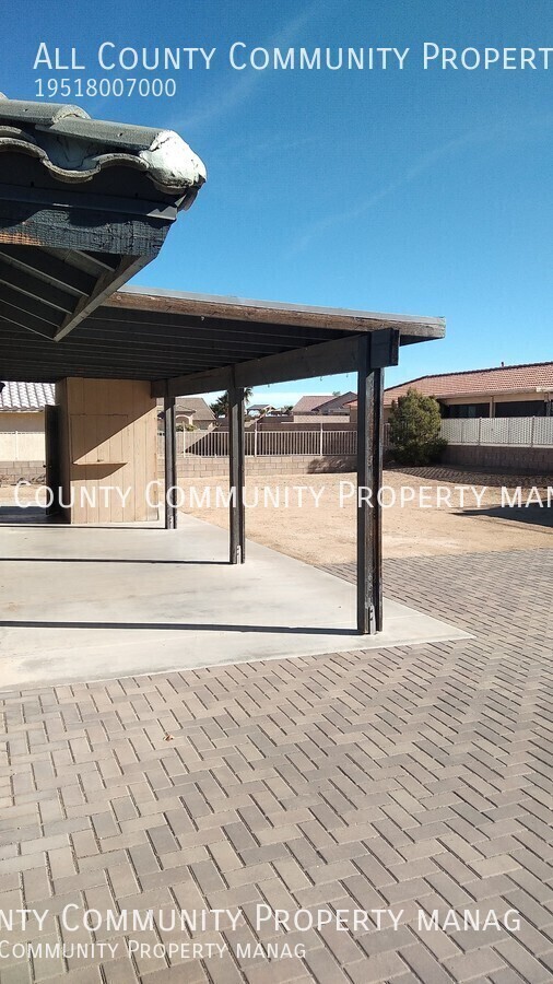 Building Photo - 8613 Bolero Dr