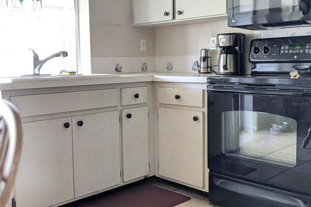 Building Photo - 644 Bonita Ct