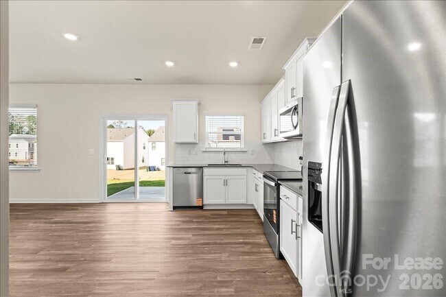 Building Photo - 1339 37th Ave Lane NE
