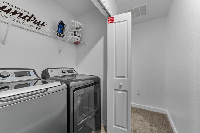 Building Photo - 2965 Penelope Loop