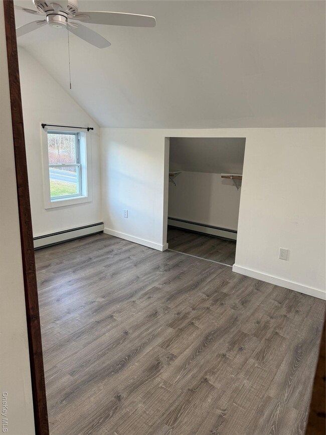 Building Photo - 619 Salt Point Turnpike