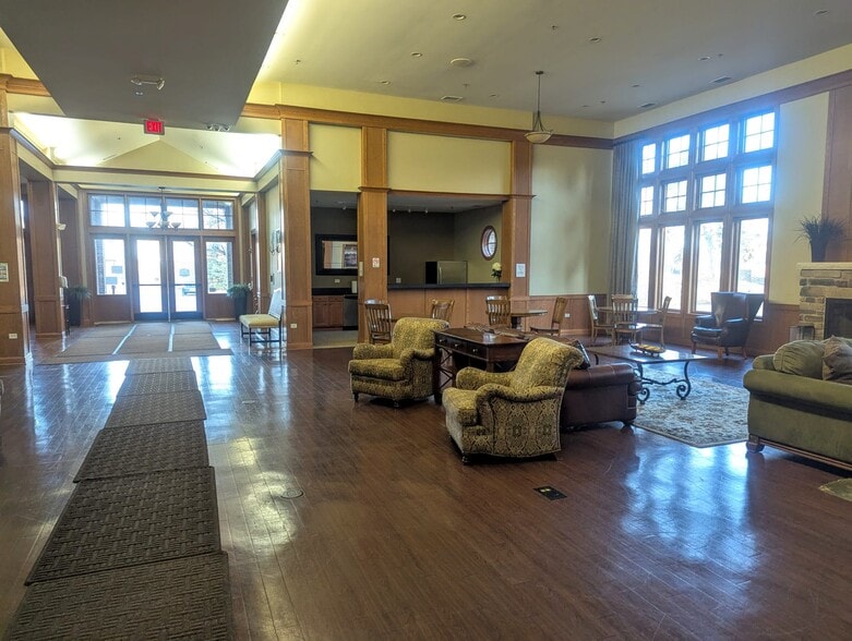 Building Photo - 104 Clubhouse Ln