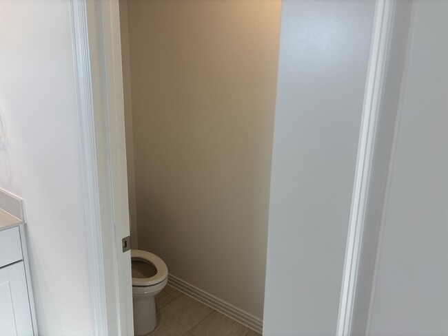 Building Photo - New Home for the New Year!