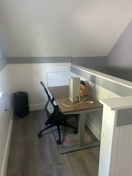 Office upstairs - 6 Cardinal Rd