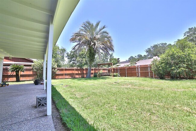 Building Photo - 1434 Pirates Cove