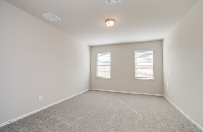 Building Photo - 8411 Beacon Bay Cir