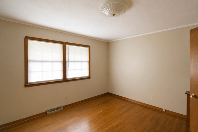 Building Photo - 3-Bedroom Home with Finished Basement, Garage & Huge Yard