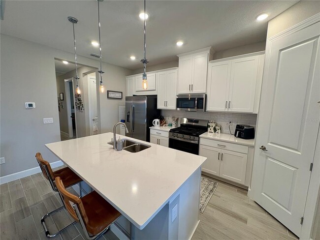 Building Photo - 5257 Savino Cir
