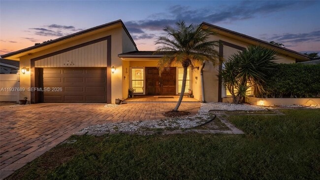 Building Photo - 5821 NW 56th Pl